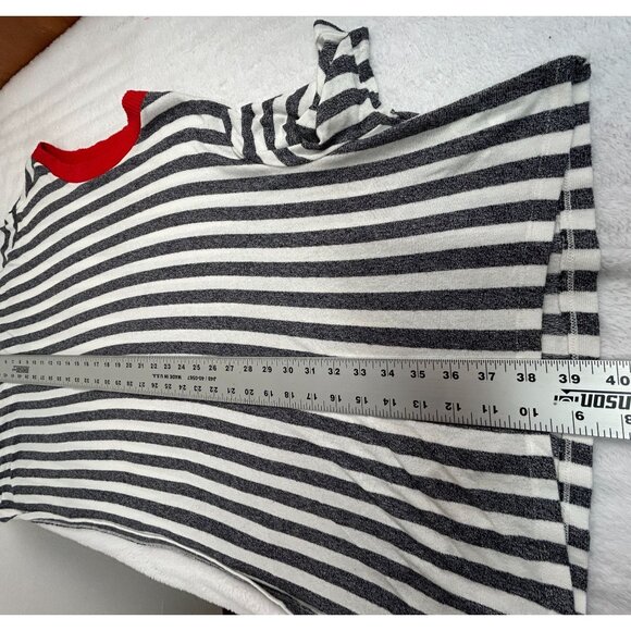 Ozan Kű Womens Gray White Striped Knit Poncho Oversized Top Large Lightweight - Picture 8 of 10